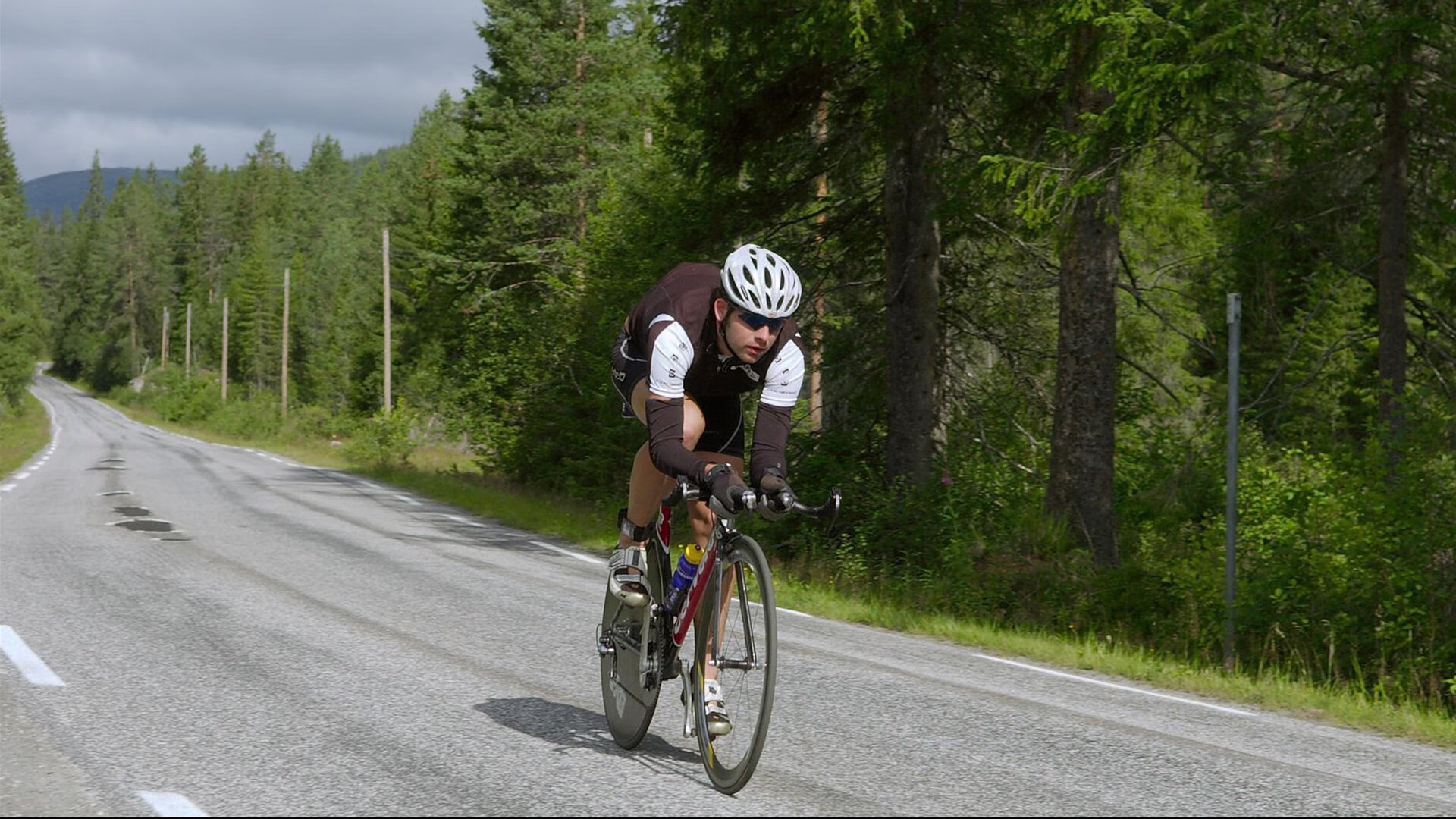 中国滑雪新星闪耀国际赛场 创历史最佳战绩