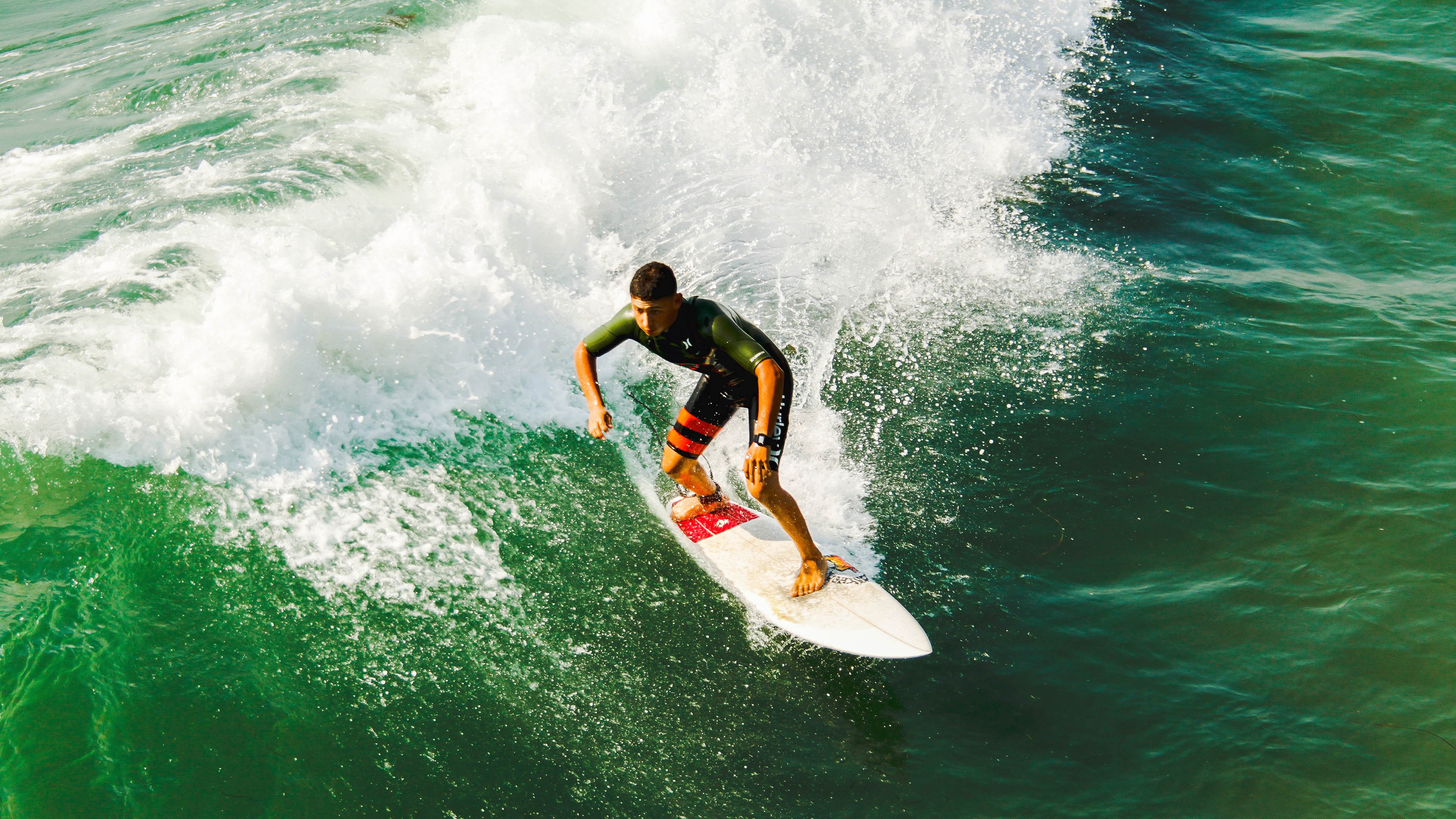 纳达尔强势回归蒙特卡洛大师赛,鏖战三盘逆转新星晋级八强