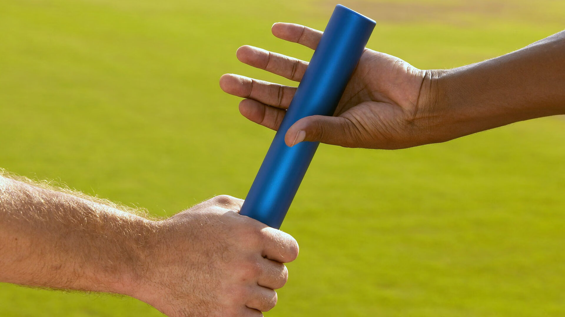 温网2024，阿尔卡拉斯卫冕成功，斯瓦泰克首夺草地大满贯